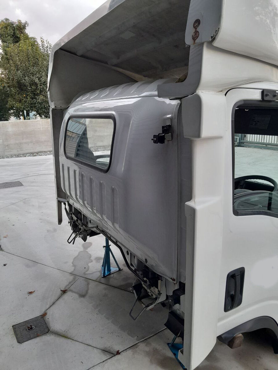 cabina ISUZU N75 per camion ISUZU LARGE - Euro 6