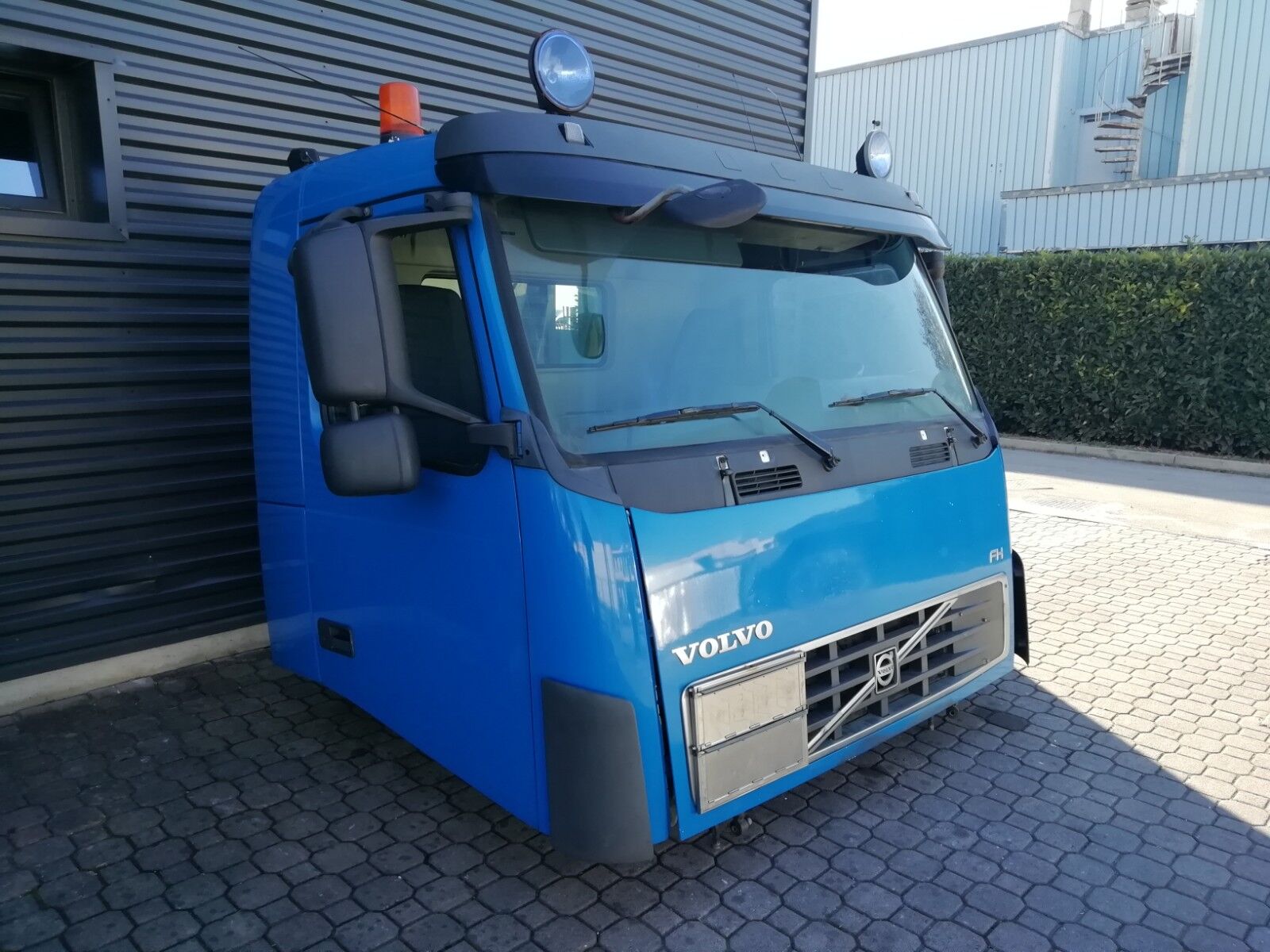 cabina VOLVO FH Euro 5 per camion VOLVO FH L1 H1