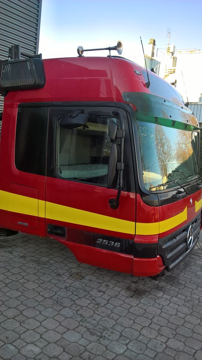 cabina MERCEDES-BENZ ACTROS " LS TYPE " EURO 4 EURO 5 MP2 per camion MERCEDES-BENZ ACTROS MEDIUM ROOF
