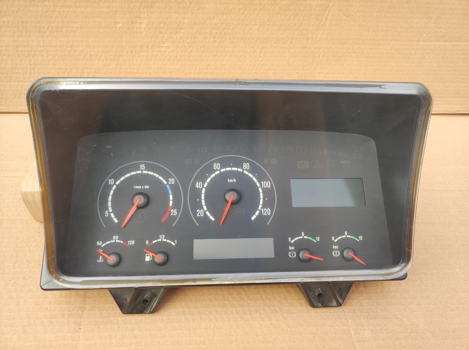 cruscotto SCANIA CLUSTER - DISPLAY per camion SCANIA R Series
