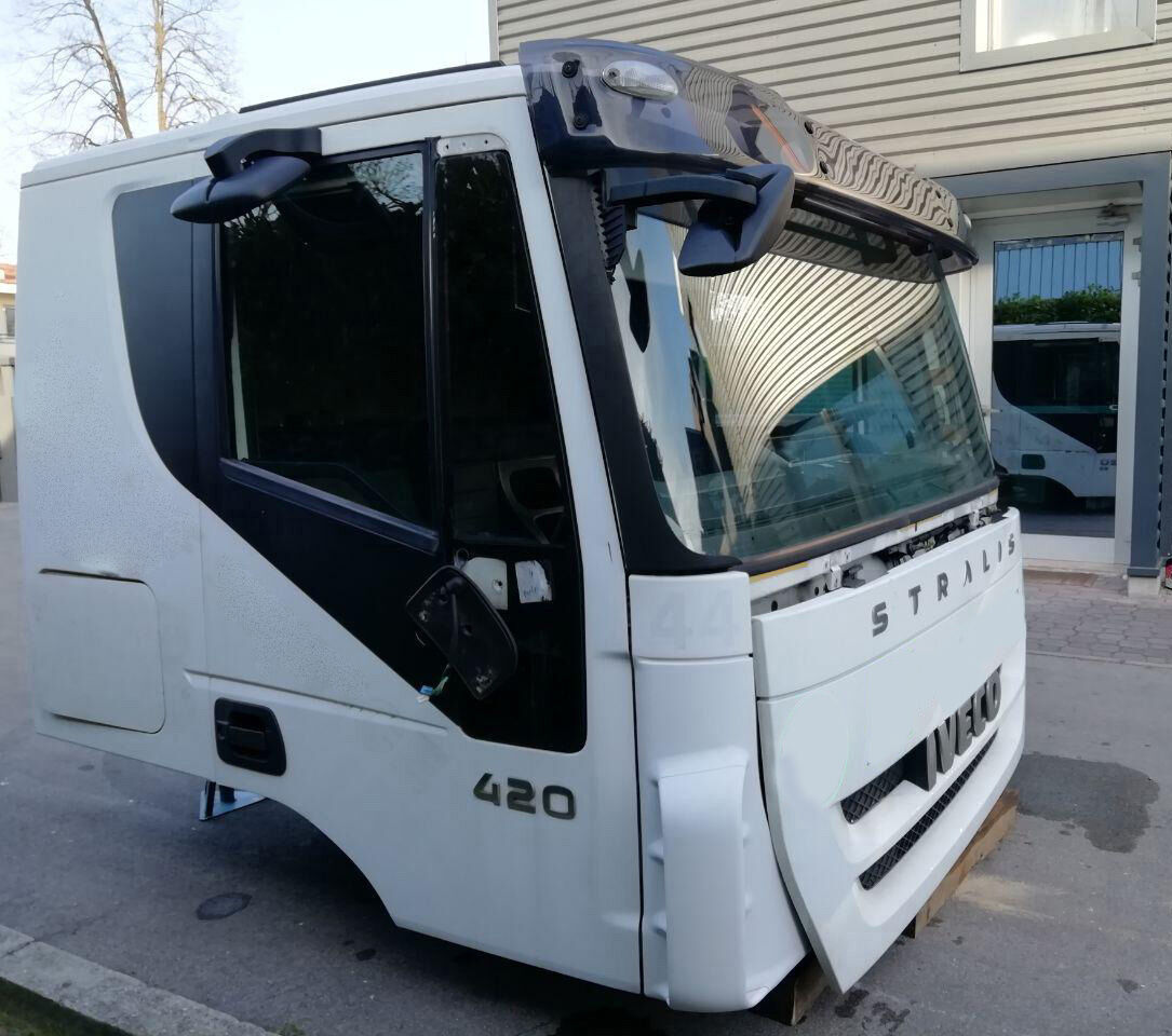 cabina IVECO STRALIS AT Euro 5 per camion IVECO Stralis Active Time