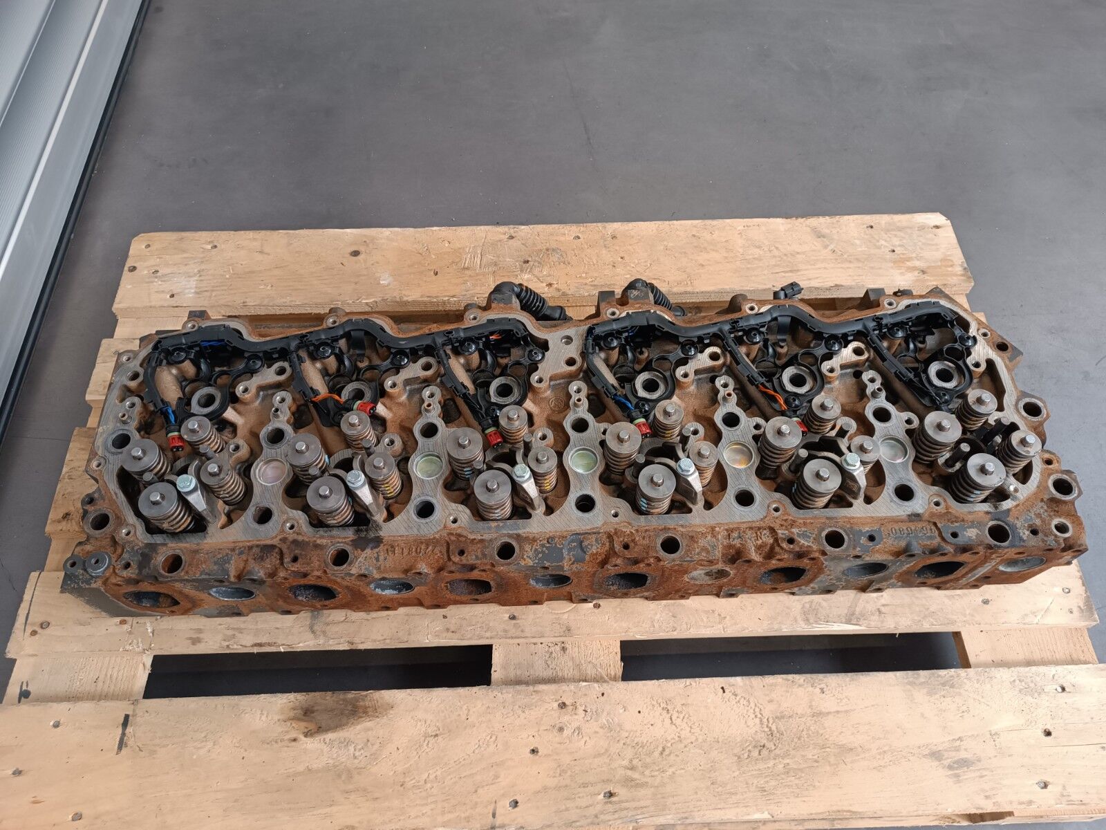testata motore DAF XF 105 oe1833333 2184936 2190199 per camion DAF XF105 - CF75 - Euro 5 - EEV
