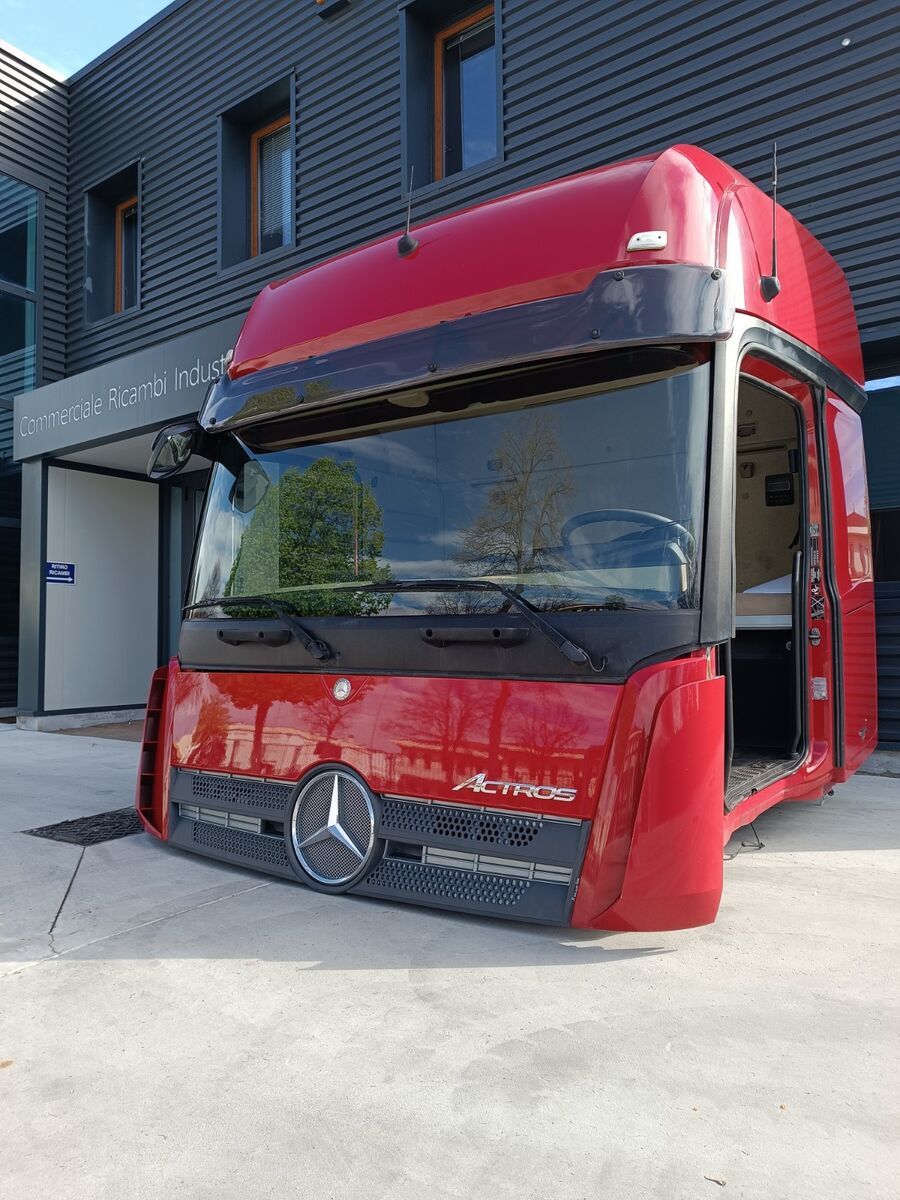 cabina MERCEDES-BENZ ACTROS MP4 GIGA SPACE per camion MERCEDES-BENZ