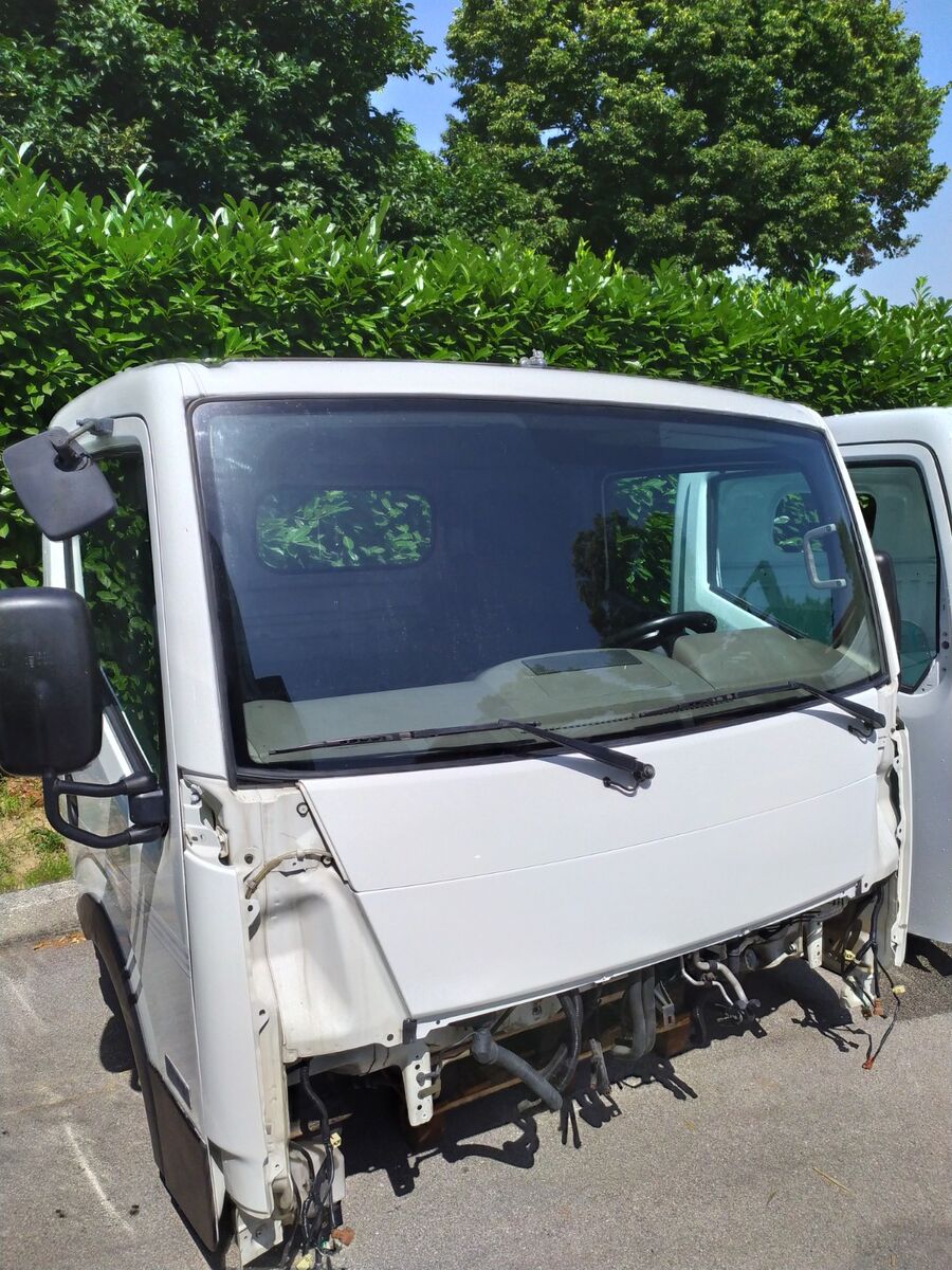 cabina NISSAN Cabstar (2007-2013) per camion NISSAN Cabstar (2007-2013)