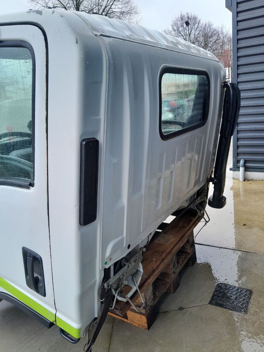 cabina ISUZU Narrow L 35 - stretta per commercial vehicle - light truck ISUZU L35 - Euro 5