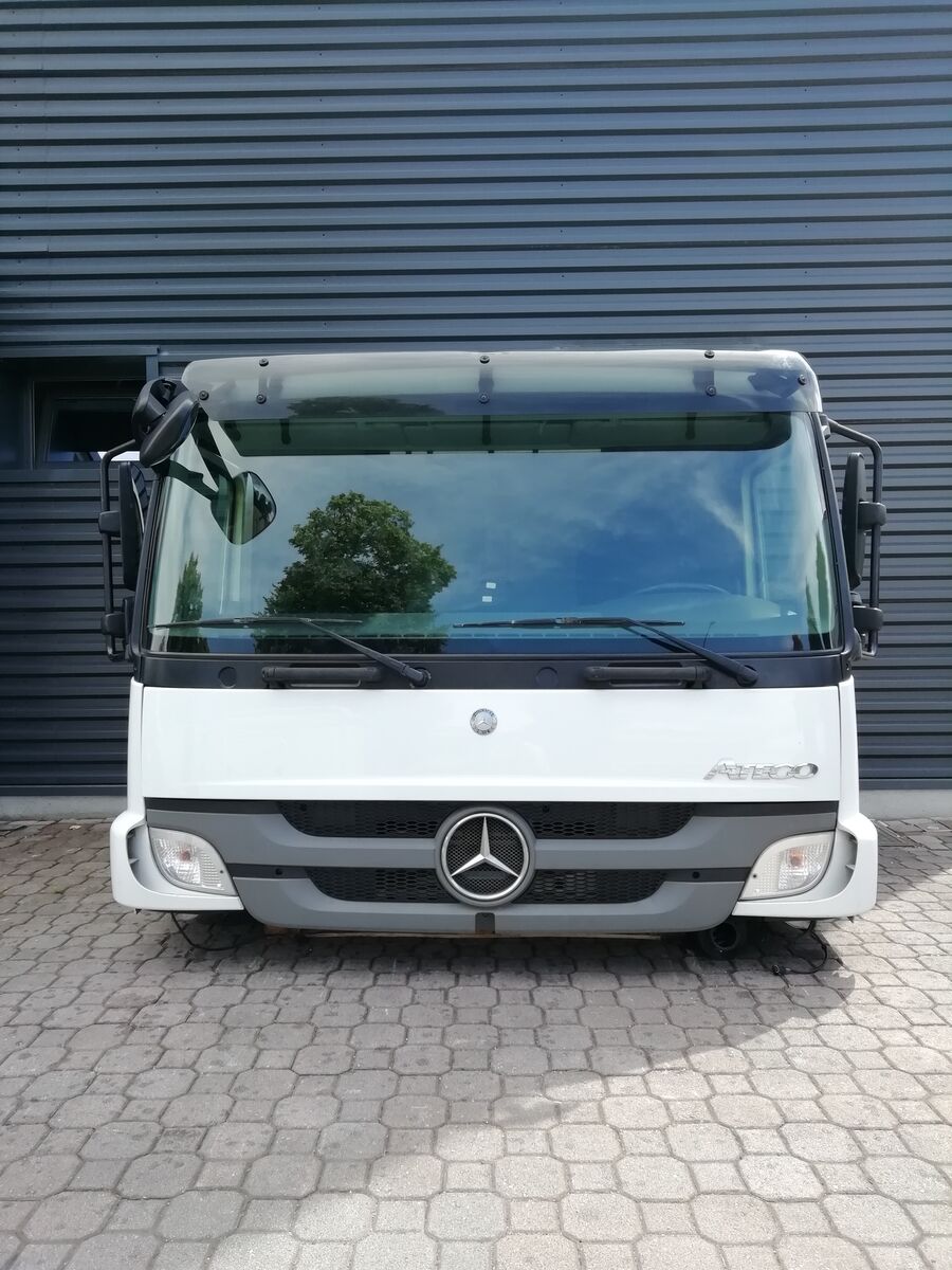 cabina MERCEDES-BENZ Atego - Euro 5 per camion MERCEDES-BENZ Tunnel 4 cylinders