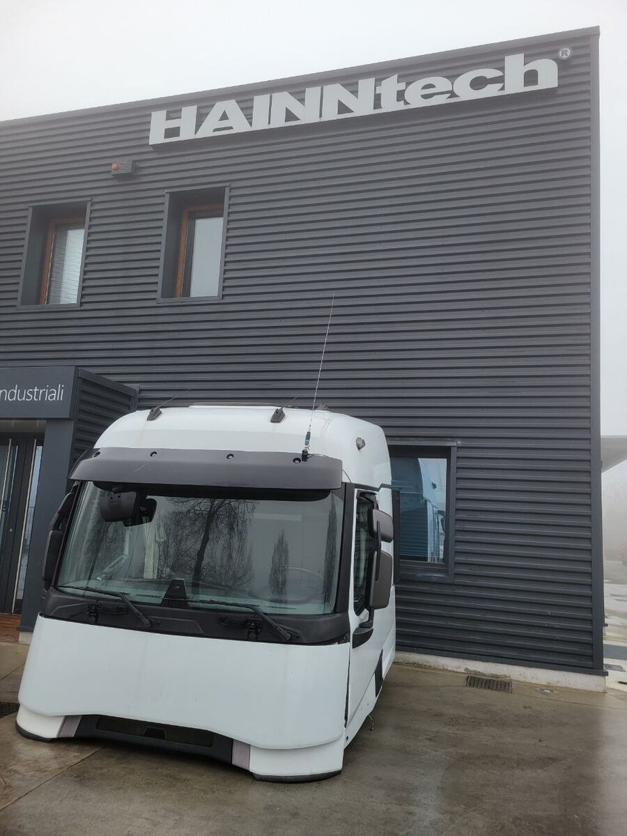 cabina RENAULT T High / T-High per camion RENAULT Euro 6