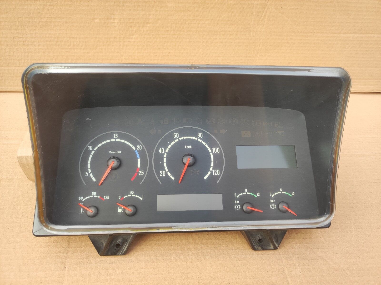 cruscotto SCANIA CLUSTER - DISPLAY per camion SCANIA R Series E6