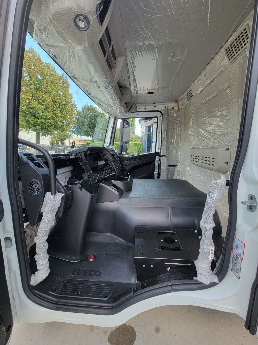 cabina IVECO X-Way S-Way T-Way per camion IVECO Euro 6 - Day Cab