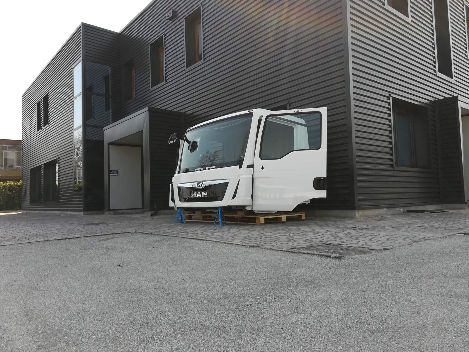 cabina MAN TGL Euro 6 per camion MAN TGL DAY CABIN, LOW ROOF