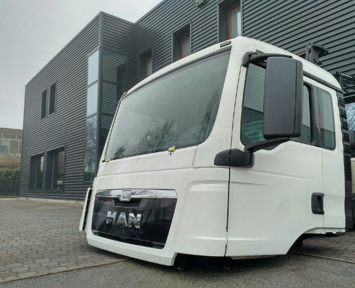 cabina MAN TGS Euro 5 per camion MAN TGS LOW ROOF, MEDIUM CABIN