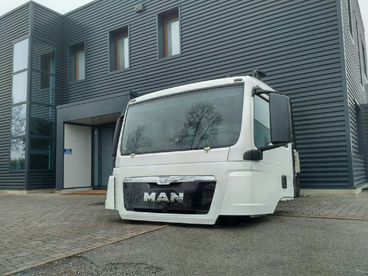 cabina MAN TGS Euro 5 per camion MAN TGS LOW ROOF, MEDIUM CABIN