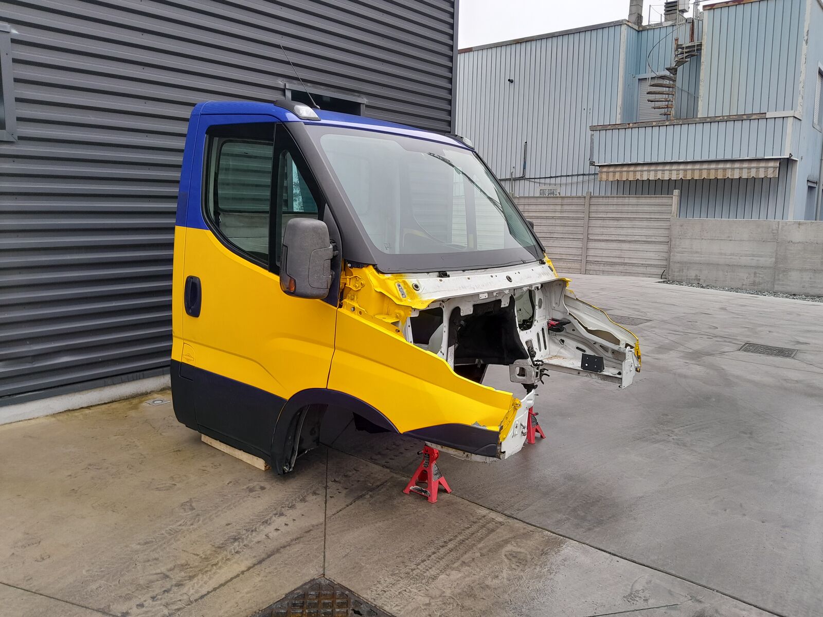 cabina IVECO DAILY per commercial vehicle - light truck IVECO EURO 6