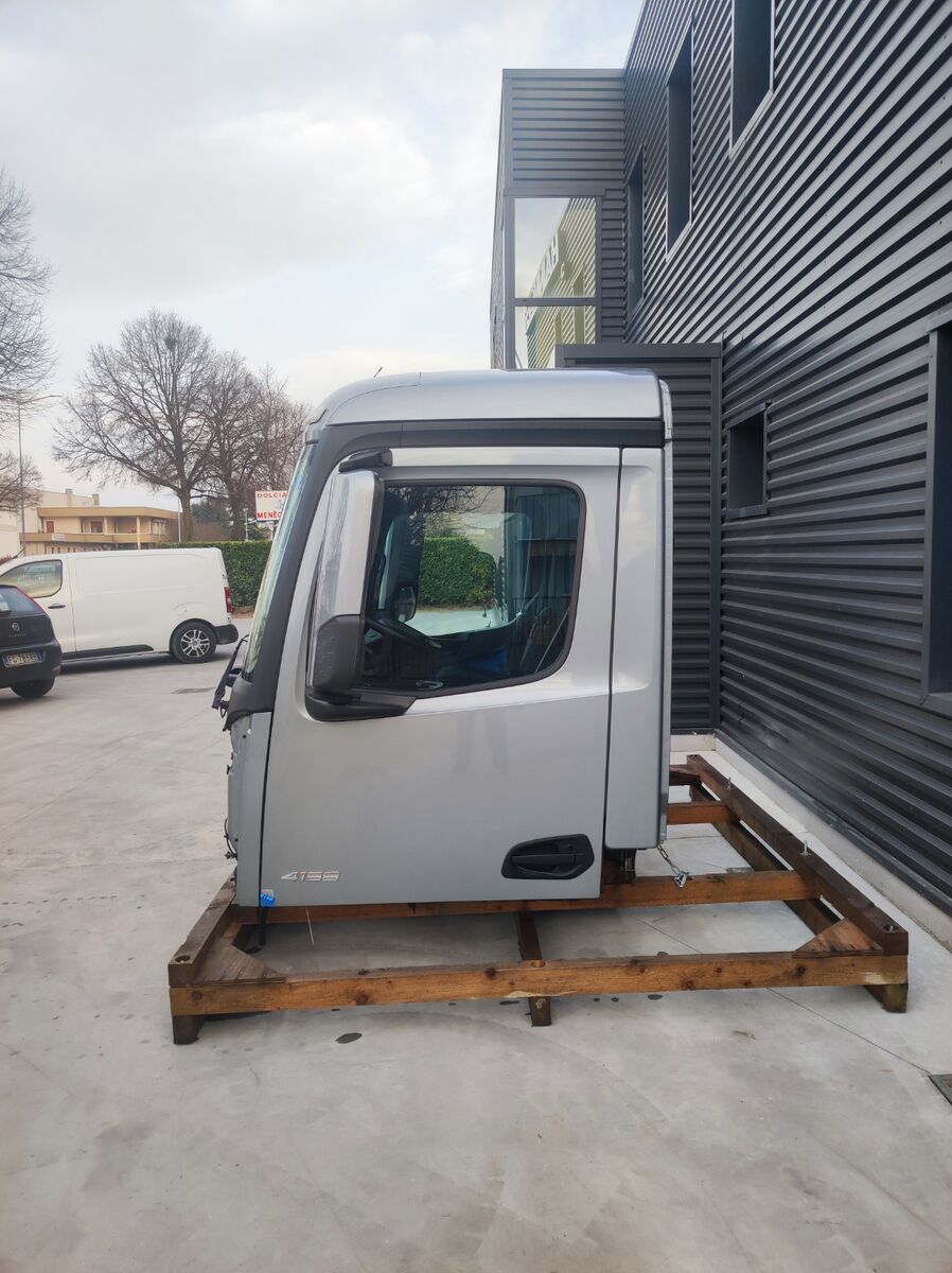 cabina MERCEDES-BENZ ANTOS AROCS " S TYPE " MP4 per camion MERCEDES-BENZ AROCS ANTOS 170 mm ENGINE TUNNEL