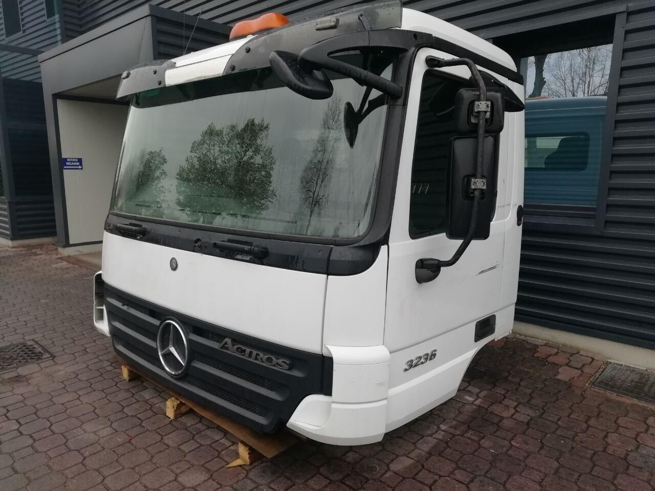 cabina MERCEDES-BENZ ACTROS EURO 4 EURO 5 per camion MERCEDES-BENZ ACTROS DAY CABIN