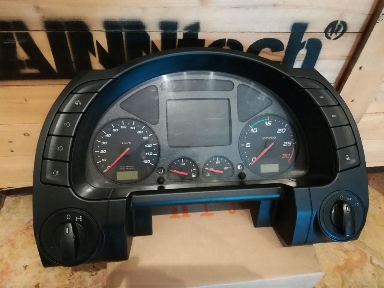 cruscotto IVECO CLUSTER - DISPLAY per camion IVECO STRALIS HI-WAY HI-ROAD AS AT