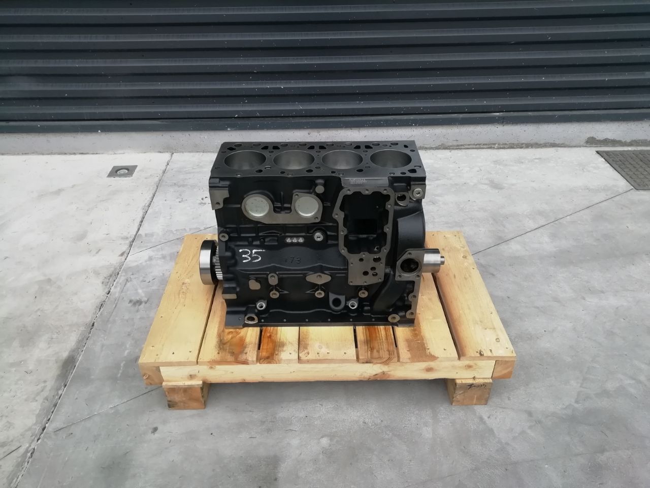 motore IVECO F4BE0454B per camion IVECO SHORTBLOCK