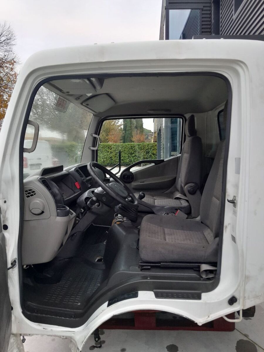 cabina NISSAN Cabstar per commercial vehicle - light truck NISSAN 2^ Serie