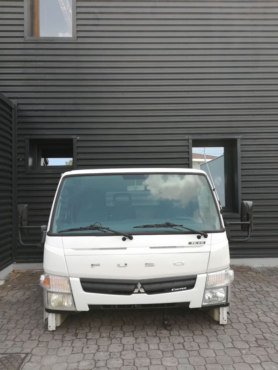 cabina MITSUBISHI FUSO CANTER C TYPE MODEL Euro 6, Euro 5, EEV per commercial vehicle - light truck Mitsubishi Fuso Comfort Cab Large model