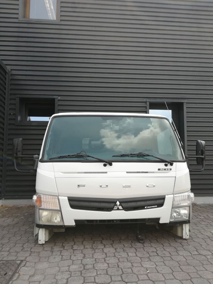 cabina MITSUBISHI FUSO CANTER C TYPE MODEL Euro 6, Euro 5, EEV per commercial vehicle - light truck Mitsubishi Fuso Comfort Cab Large model