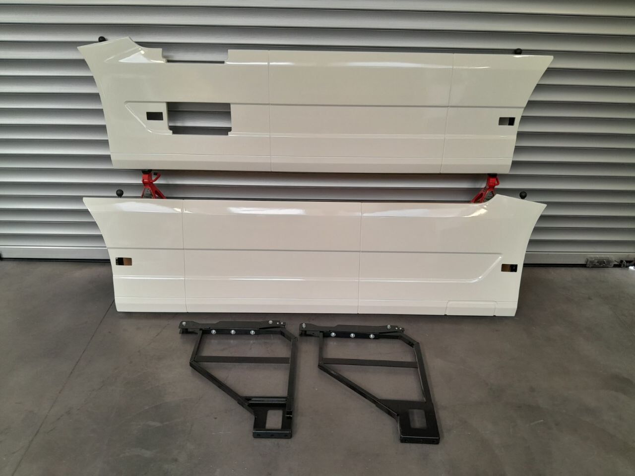 spoiler VOLVO FH EURO 6 SIDESKIRT / CARENE per camion VOLVO FH 3700 mm