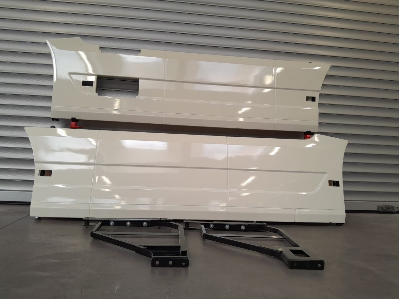 spoiler VOLVO FH EURO 6 SIDESKIRT / CARENE per camion VOLVO FH 3700 mm