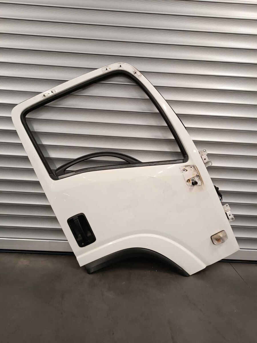 porta ISUZU RH - PASSENGER - DX - PASSEGGERO per camion ISUZU Right Side - Lato Destro